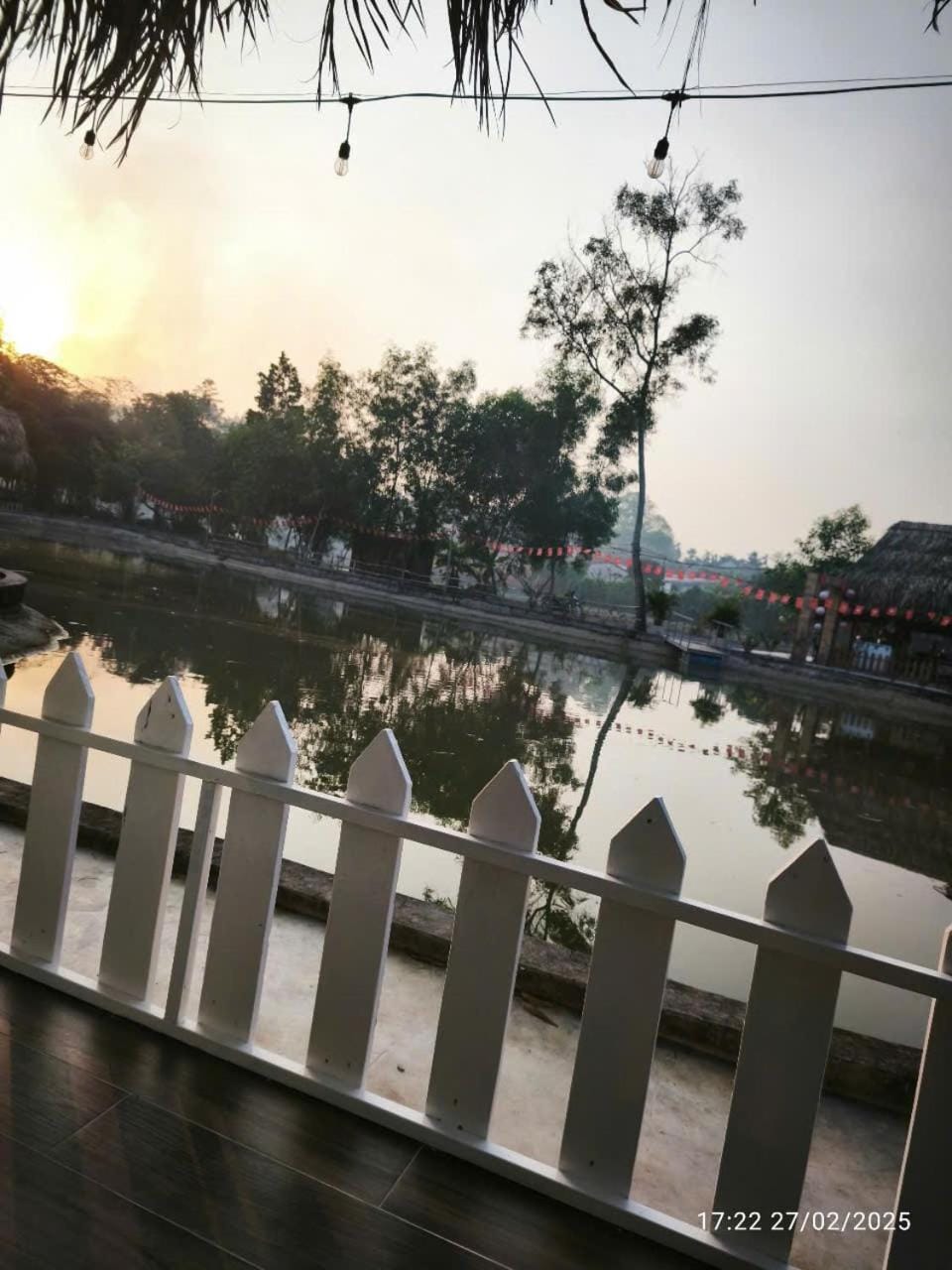 Homestay Mẹ Khang 2 - Phòng view Sông House in Ho Chi Minh City