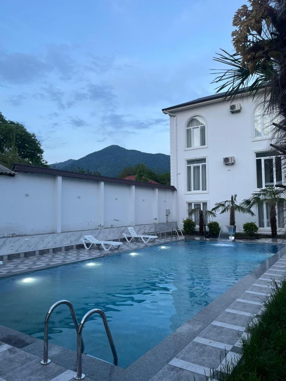 Swimming pool