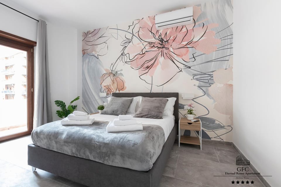 Bed, Photo of the whole room, Bedroom, towels, air conditioner