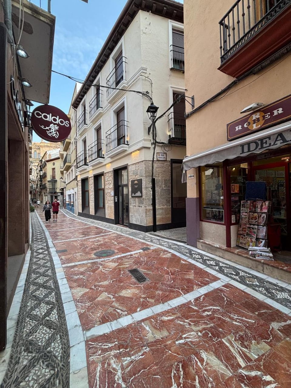 Property building, Day, Neighbourhood, City view, Street view, Location
