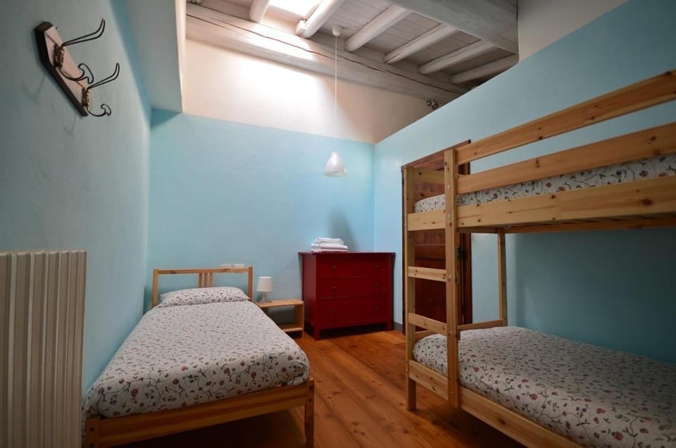 bunk bed