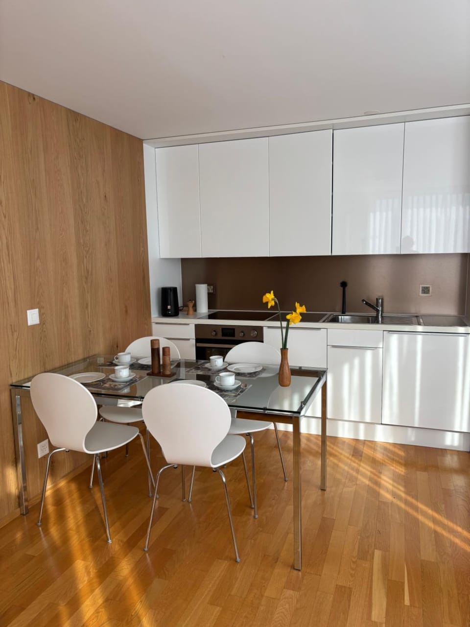 Kitchen or kitchenette, Living room, Dining area