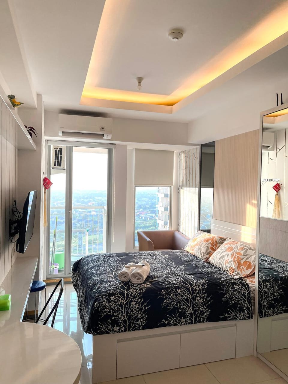Elegant & Cozy Studio Pakuwon Mall, Anderson Tower by B&B Apartment in Surabaya