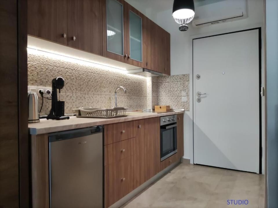 Iliokalli Studio Apartment in Nea Peramos