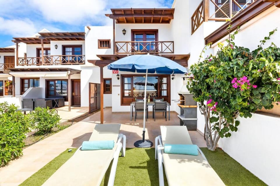 Apt Vista Mar Adults Only Apartment in Playa Blanca