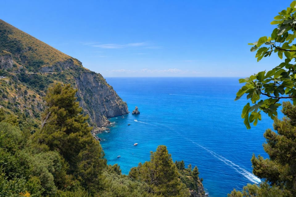 Mountain view, Sea view