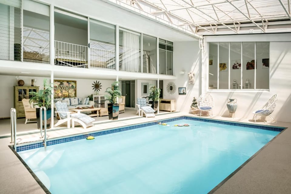 Swimming pool, Swimming pool, sunbed
