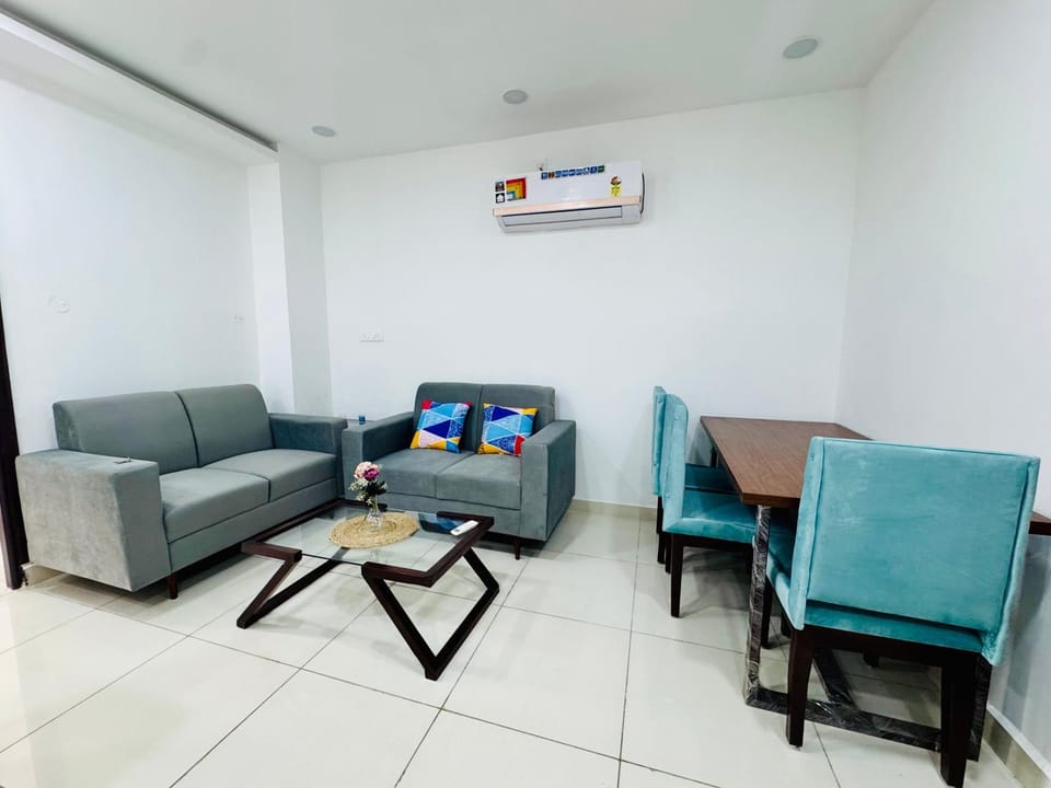 Feels Like Home Apartment in Punjab, India