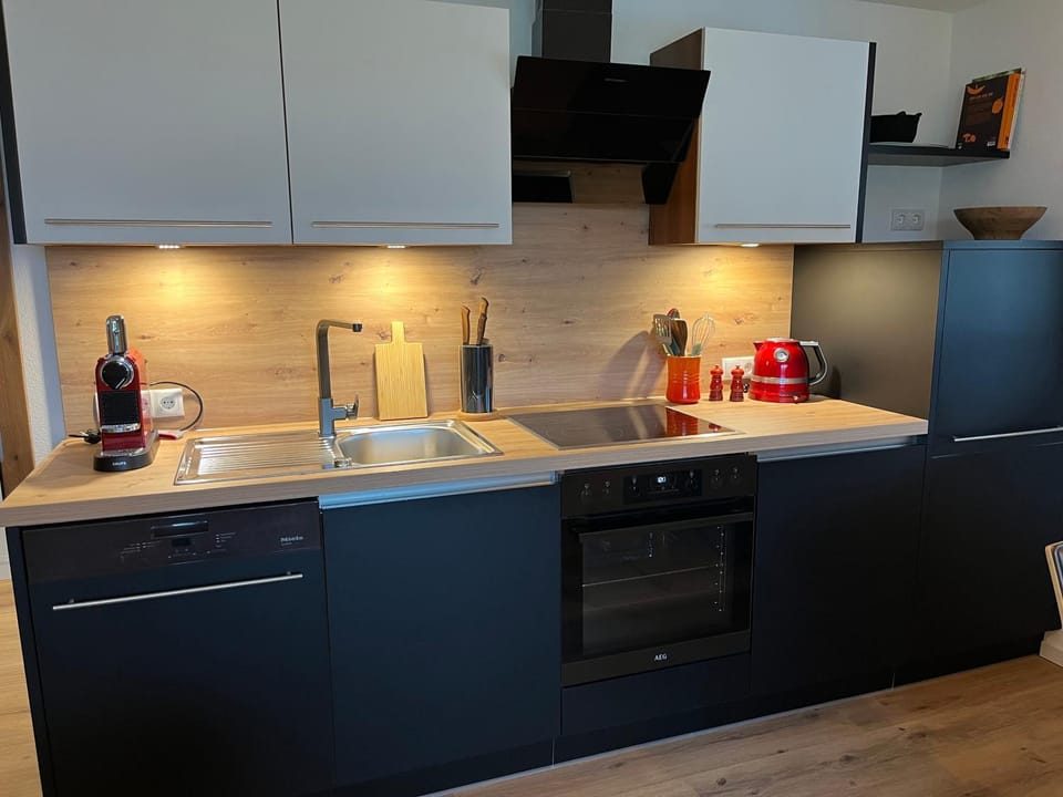 dishwasher, oven, stove, kitchen