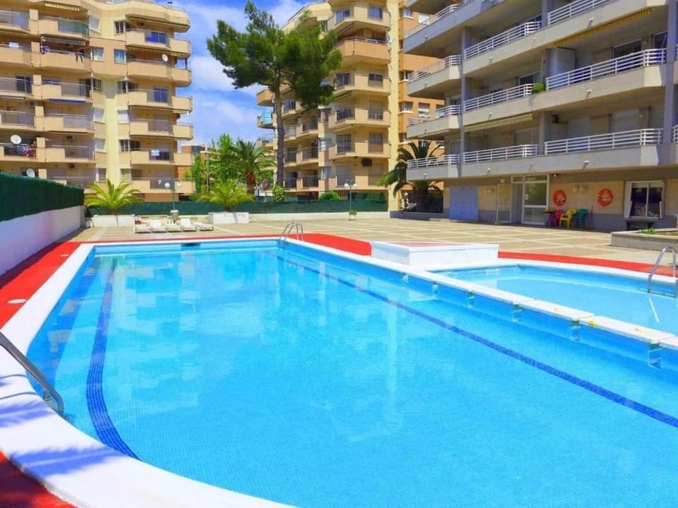 Céntrico apartamento con piscina Apartment in Salou