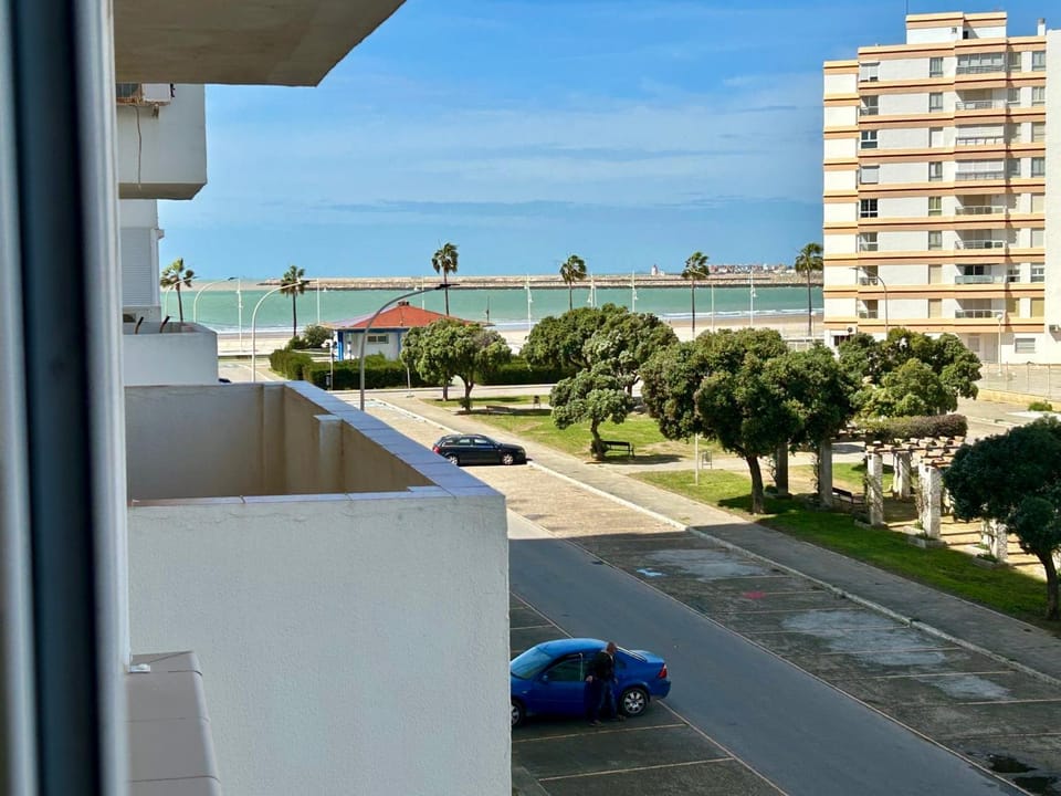View (from property/room), Balcony/Terrace, Sea view