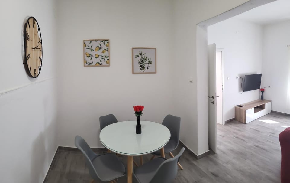 Apartment Elle with free private parking Apartment in Split