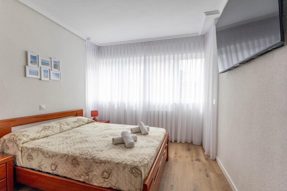 Noja - Parking Privado - Wifi - 2 Baños - 8 Person Apartment in Cantabria