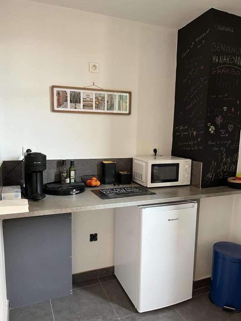 Coffee/tea facilities, Kitchen or kitchenette