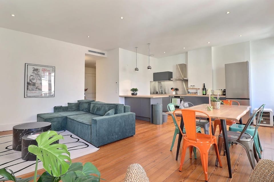Escape and Charm in La Croix-Rousse Stunning One-Bedroom Apartment for an Apartment in Lyon