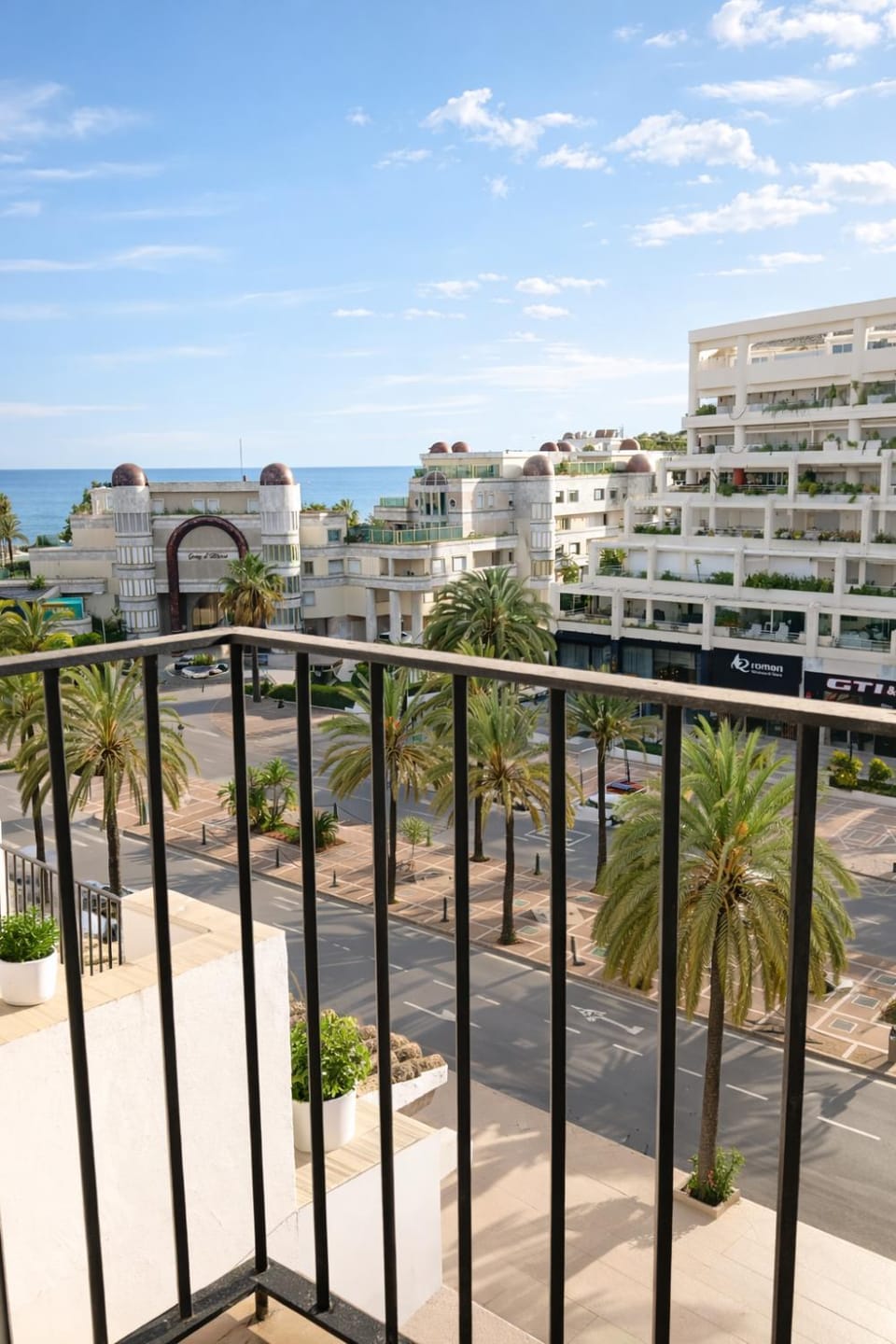 Penthouse in the heart of Puerto Banús Apartment in Marbella