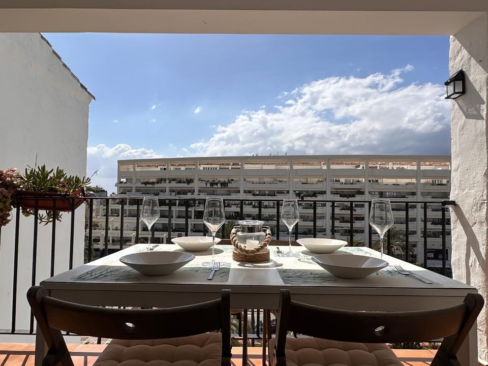 Penthouse in the heart of Puerto Banús Apartment in Marbella