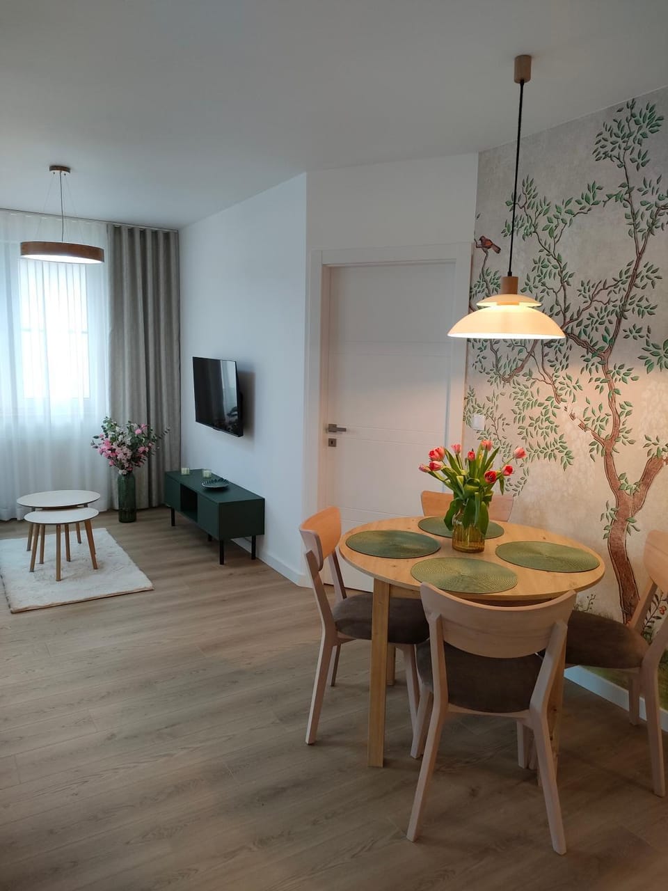 Communal lounge/ TV room, Living room, Seating area, Dining area