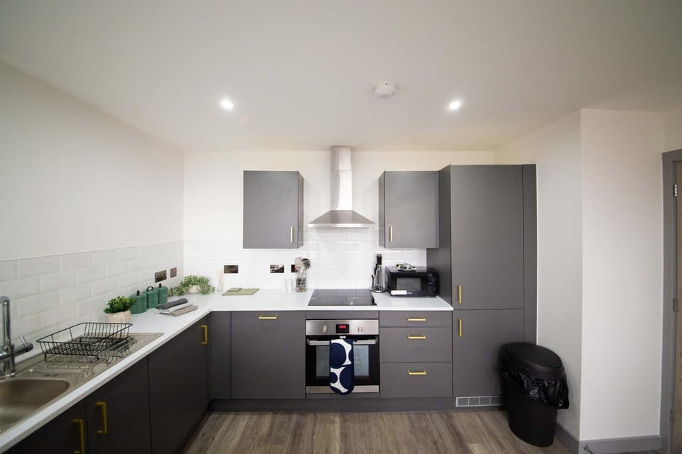 Spacious 2 Bedroom Apartment in Central Preston Apartment in Preston