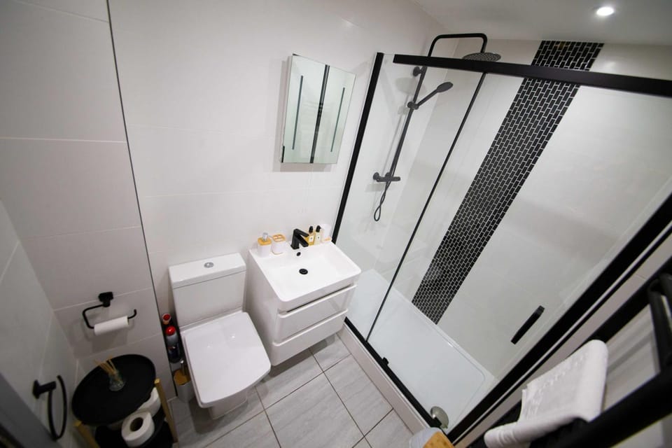 Spacious 2 Bedroom Apartment in Central Preston Apartment in Preston