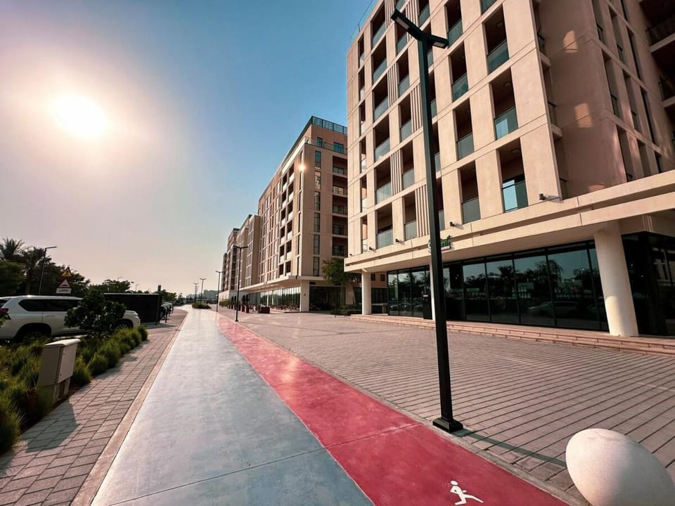 1BR Sharjah Luxury Apartment - Woodyland Apartment in Al Sharjah