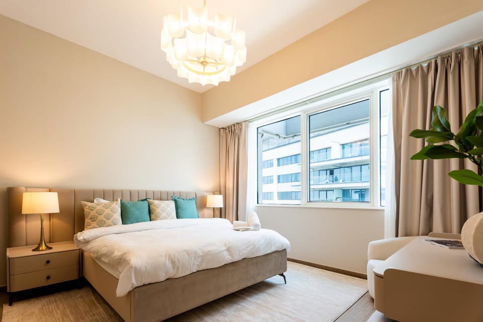 Bed, Living room, Photo of the whole room, Bedroom