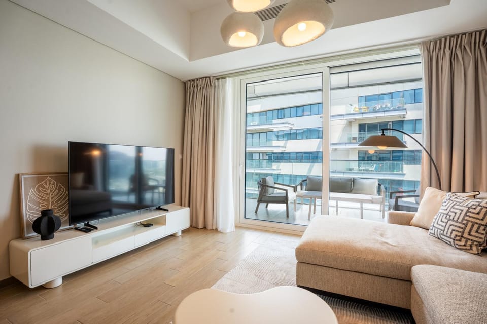 Communal lounge/ TV room, TV and multimedia, Living room