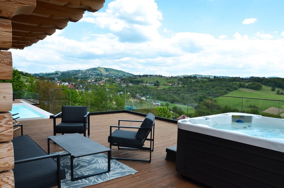 Balcony/Terrace, Mountain view, Pool view, Swimming pool