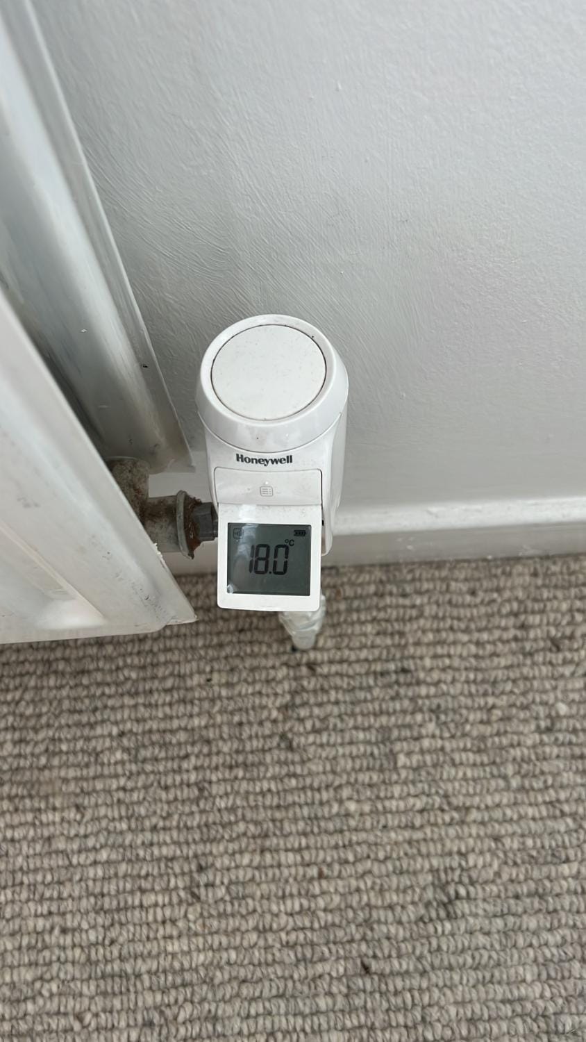 Riverside Villa in Edgware