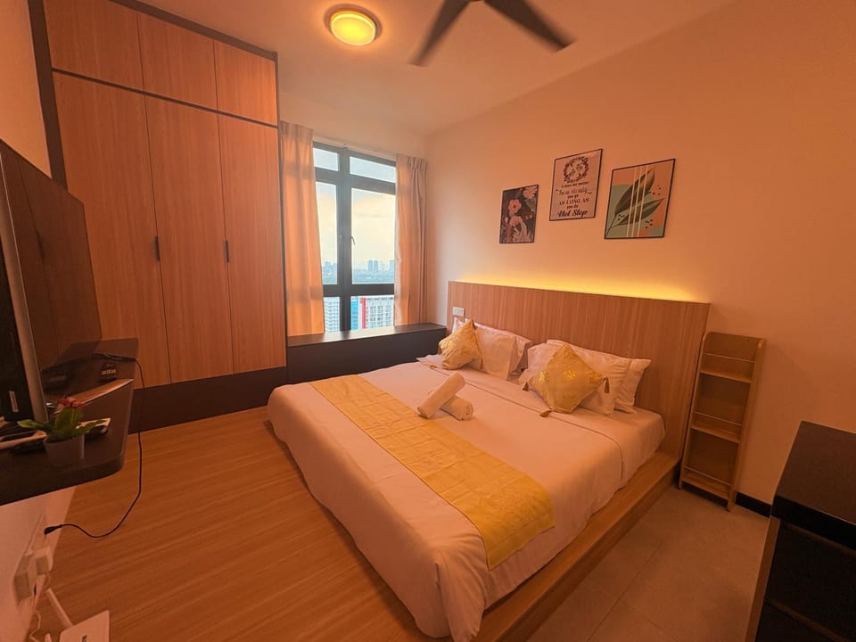 Bedroom, wardrobe