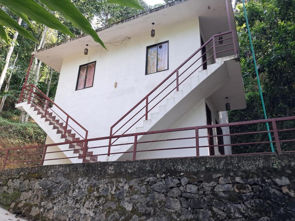 Sunleo Villas Farm Stay in Kerala