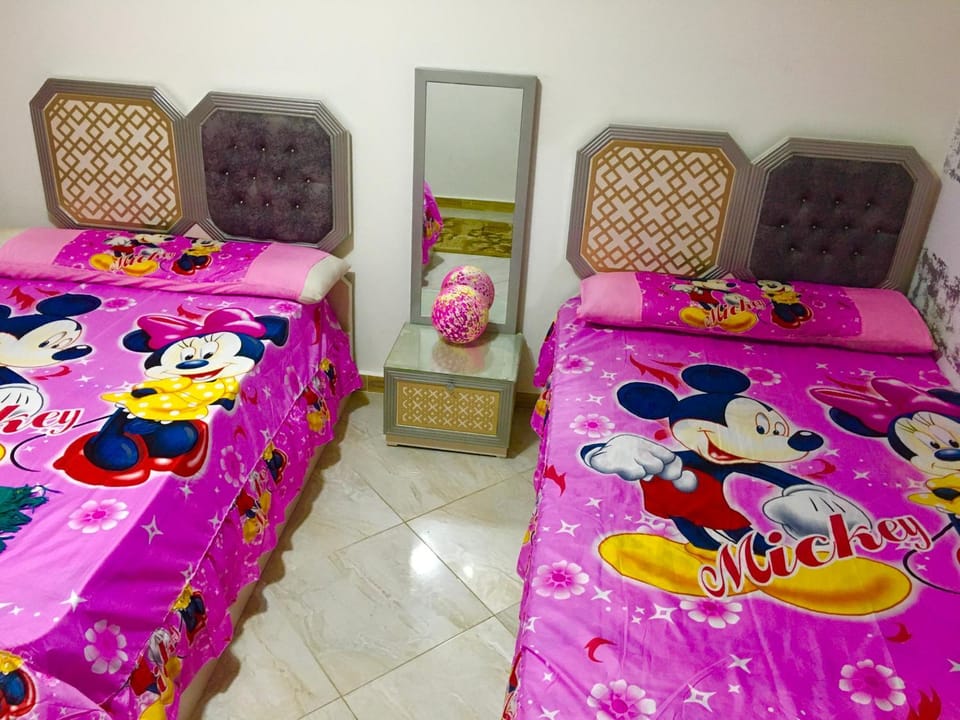 المربع الذهبي خليل حماده ميامى شارع جلال حماد Apartment in Alexandria