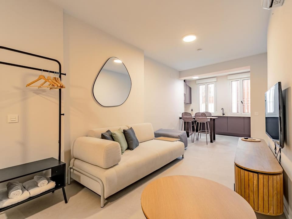 Living room, Photo of the whole room