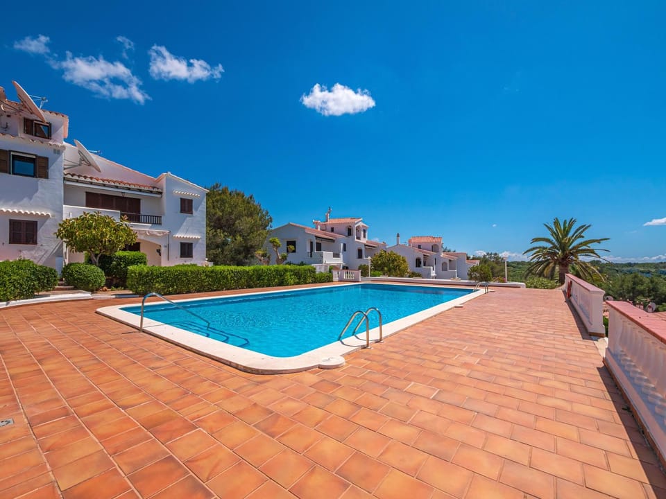 Day, Pool view, Swimming pool, sunbed