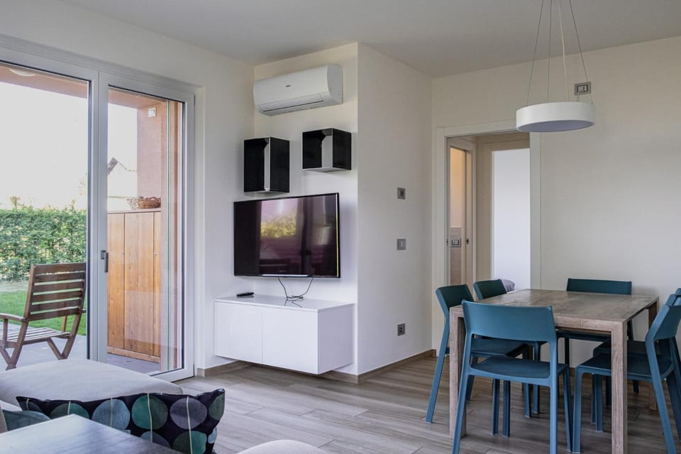 TV and multimedia, Living room, furniture, air conditioner