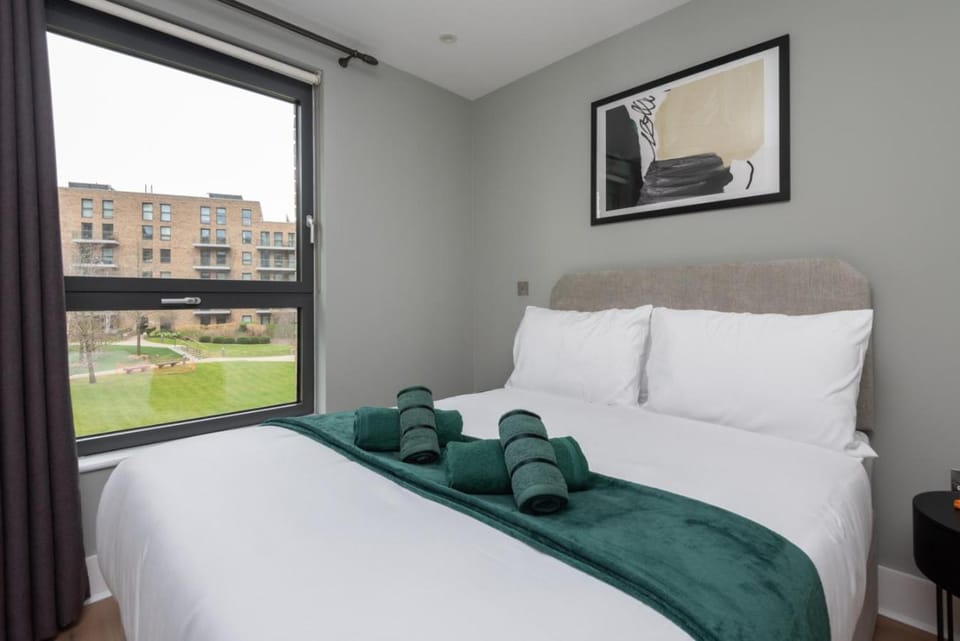 Near Wembley Stadium with Gym & Balcony Apartment in Wembley