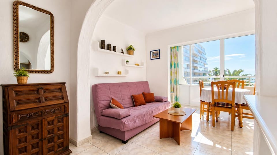 Apartamento cerca de la playa con vista Apartment in Roses