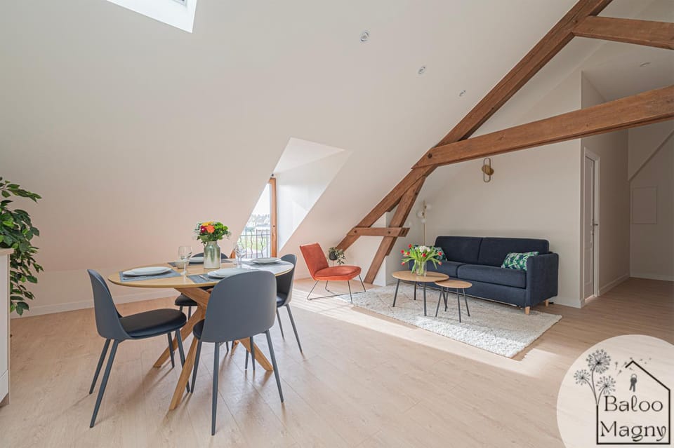 Living room, Seating area, Dining area