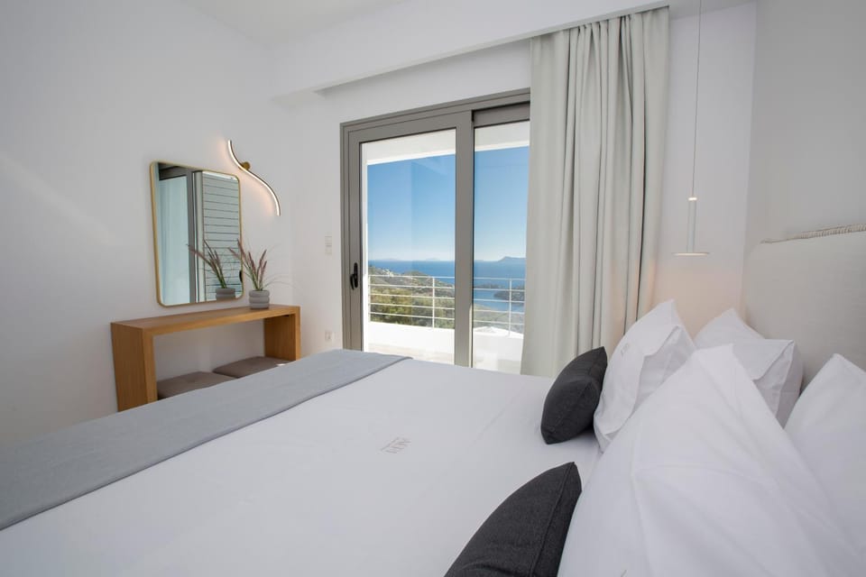 Aeri Villa One - spectacular sea view and infinity pool! Villa in Peloponnese, Western Greece and the Ionian