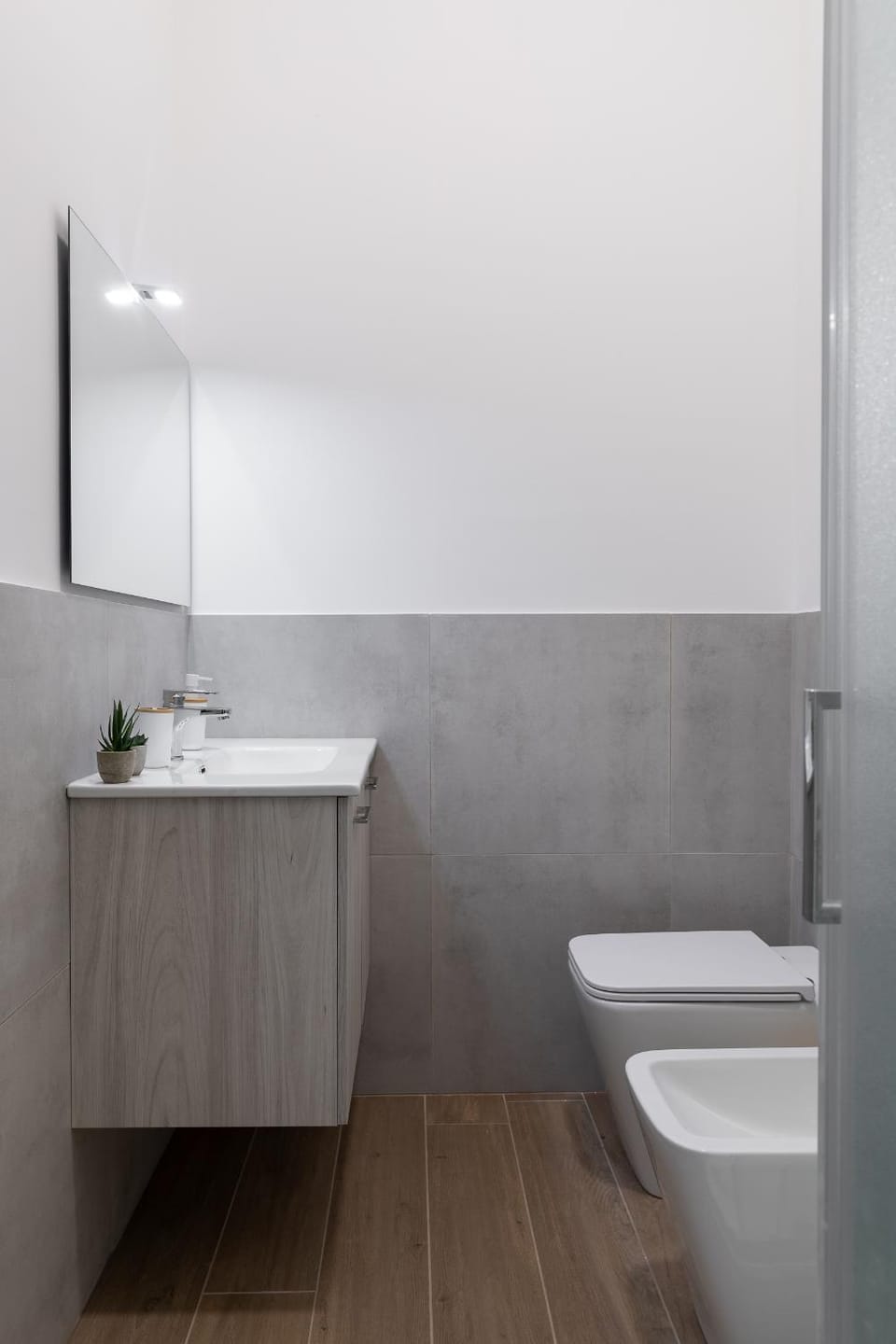 Casa 500 Family & Friends - M3 10 minutes to Duomo Apartment in Milan
