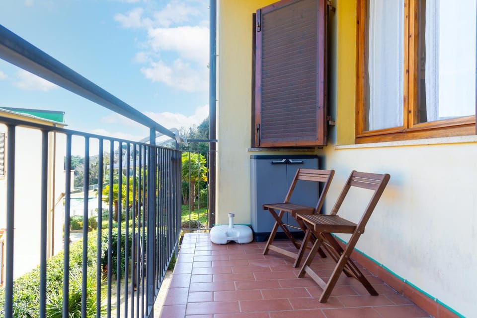 Patio, Balcony/Terrace