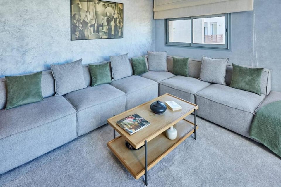 Family-Friendly 3BR with Garden and Outdoor Space Apartment in Casablanca-Settat