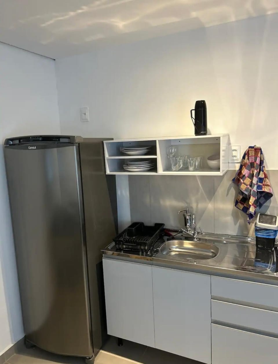 13 - ESTÚDIO COMPLETÍSSIMO com AR, Cozinha montada, na Savassi e perto de tudo! Apartment in Belo Horizonte