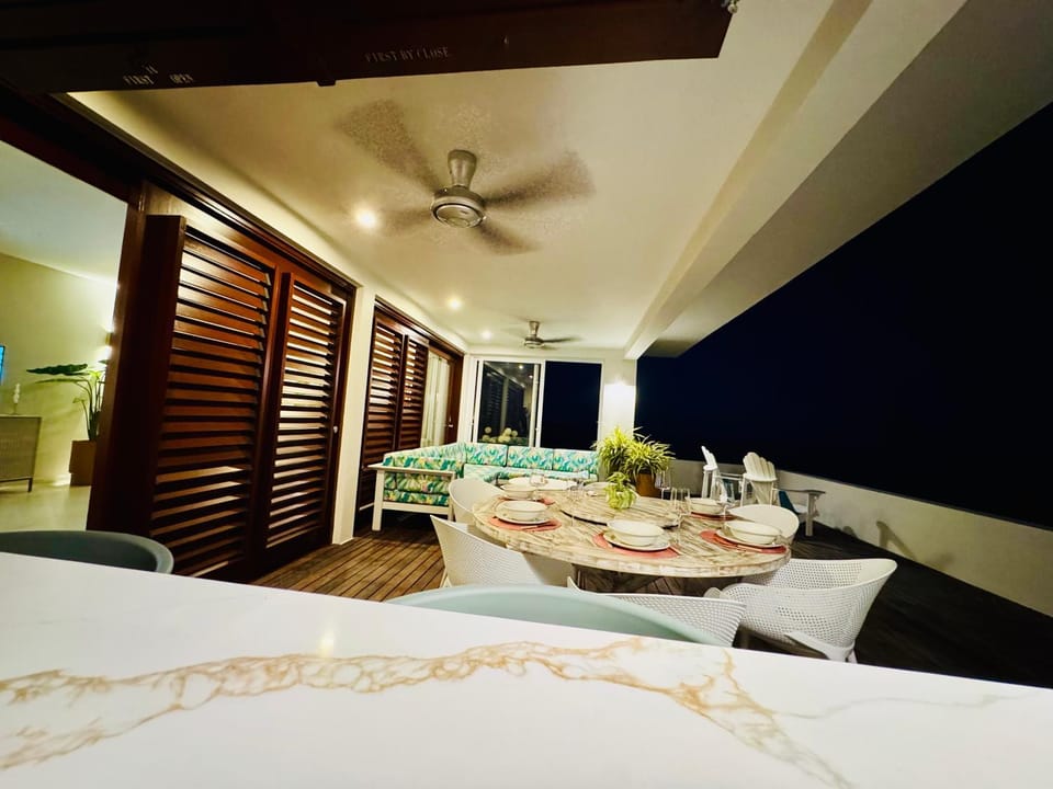 Night, Balcony/Terrace, Dinner