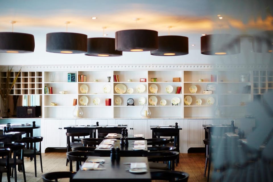 St Moritz Hotel Houses Villa in England