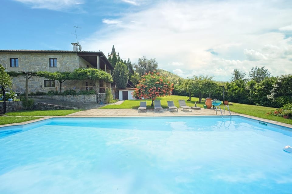Property building, Day, Natural landscape, Garden, Garden view, Pool view, Swimming pool, group of guests, sunbed