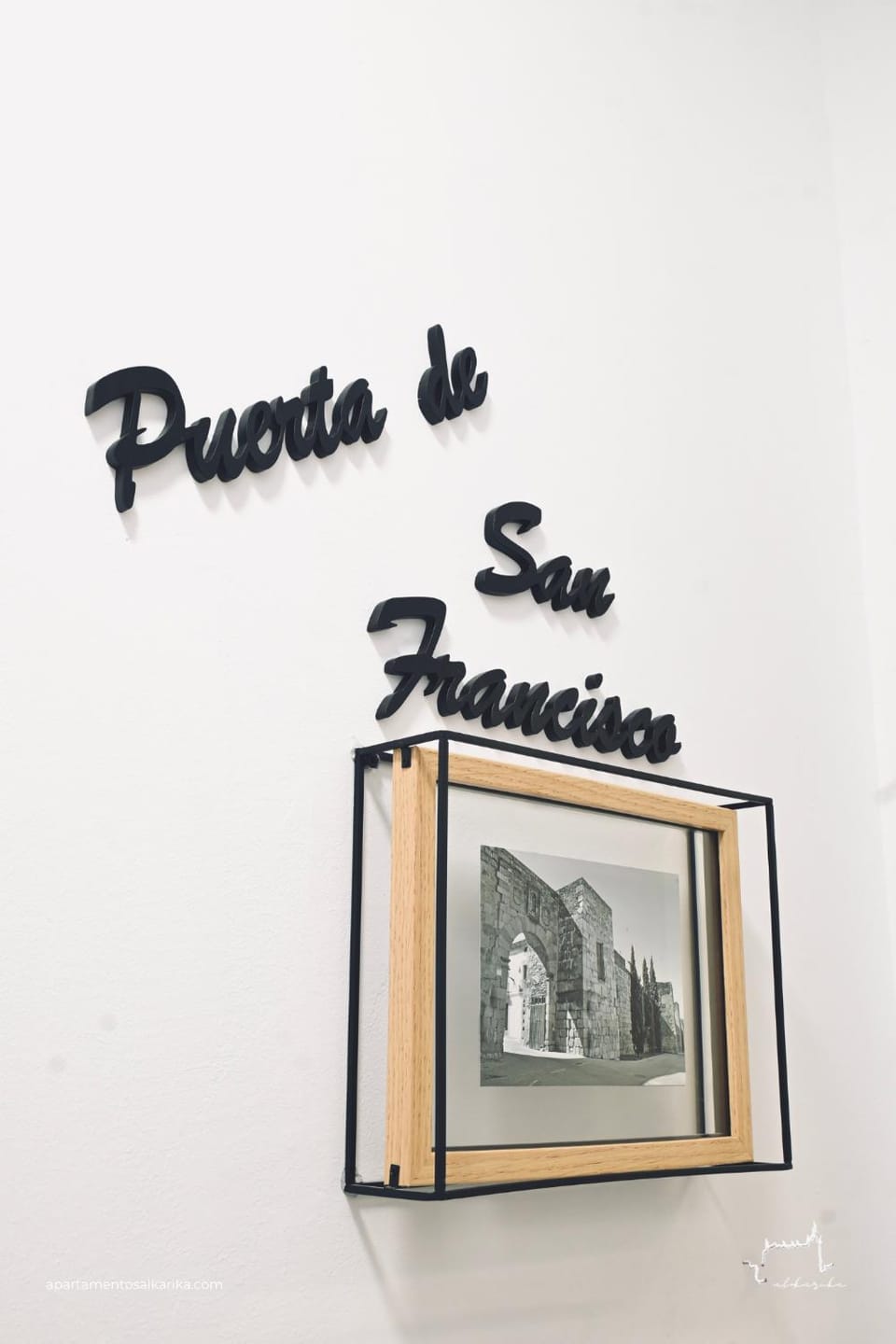 Logo/Certificate/Sign