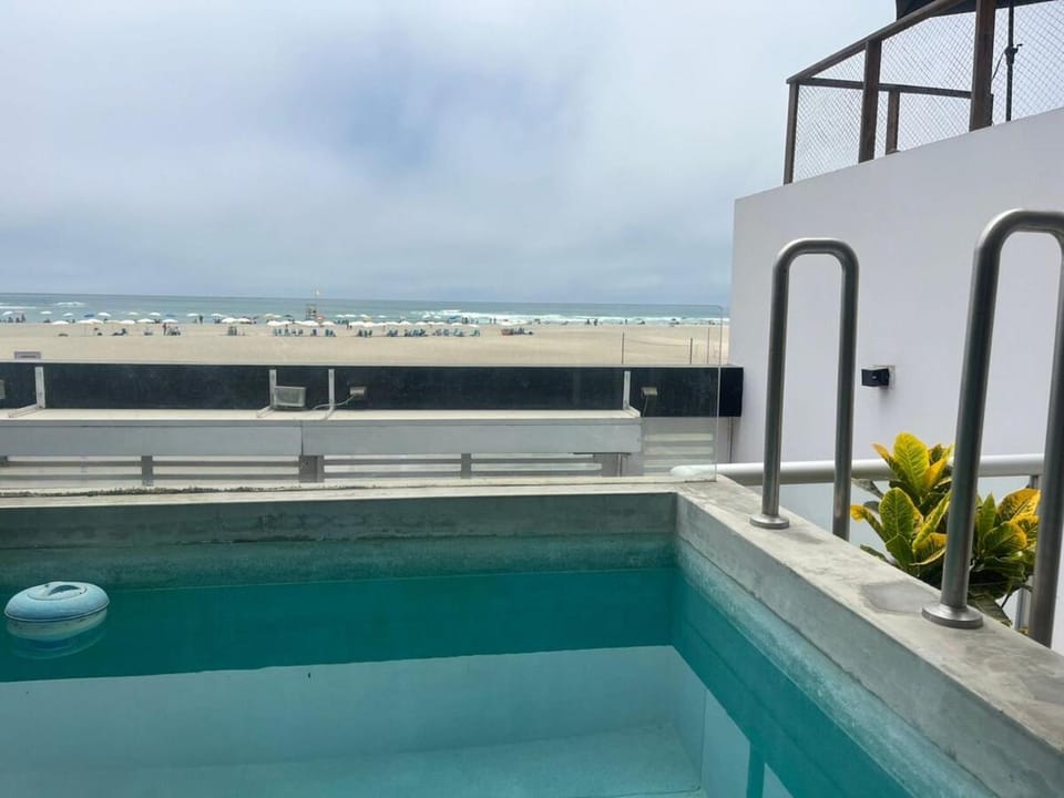 Balcony/Terrace, Sea view, Swimming pool