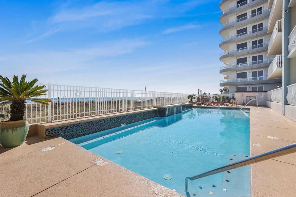 Emerald Key 603- Wrap Around Balcony Top Floor House in Orange Beach