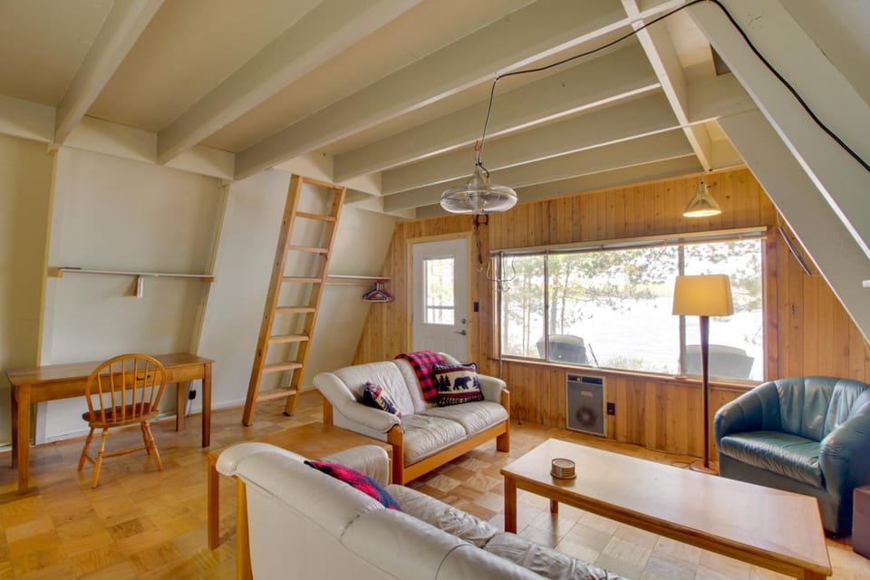 Quiet Deer River Cabin w/ Dock + Lake View! Cabin in Minnesota